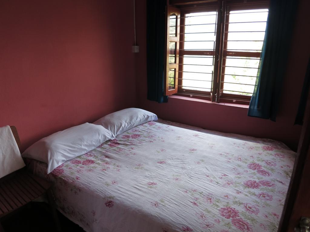 Dinesh House Bed & Breakfast โพคารา ห้อง รูปภาพ